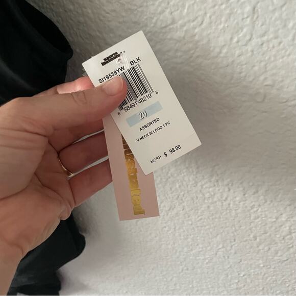 Sports Illustrated Black Low Back Plus Size Swimsuit One Piece NWT - Picture 3 of 4